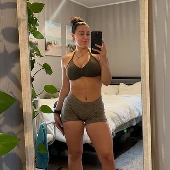 Full leaked Sarah lifting private onlyfans photo