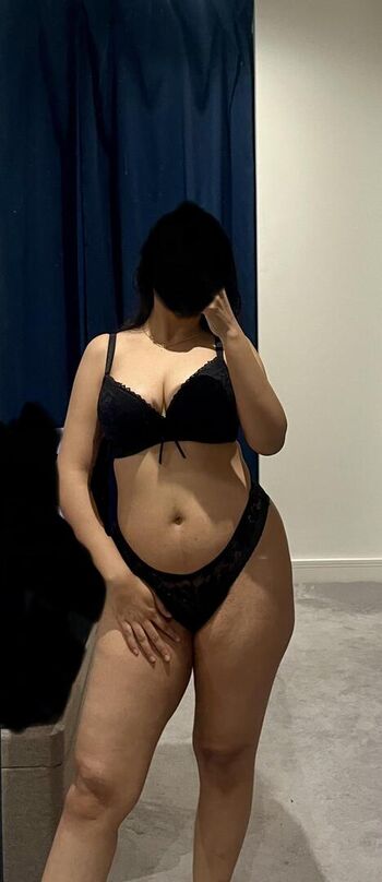 Sasha Hotwife
