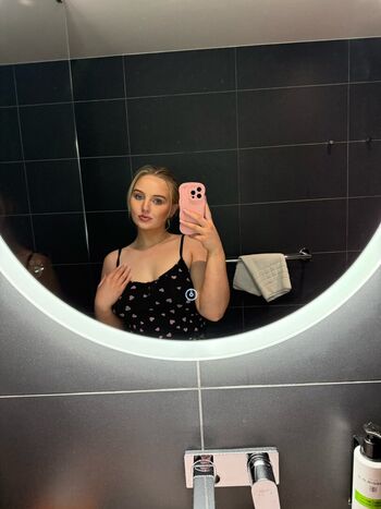 Full leaked Scouselilyx private onlyfans photo