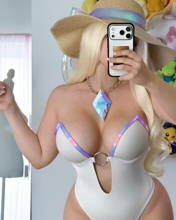 Full leaked Serinide private onlyfans photo