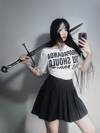 Full leaked Shini waifu private onlyfans photo