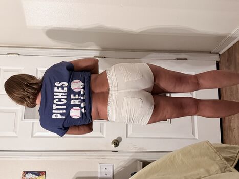 Full leaked Show your girlfriend private onlyfans photo