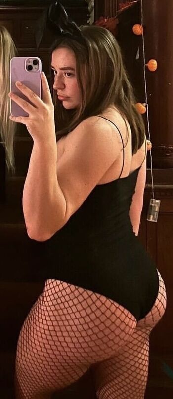 Full leaked Sierra wood private onlyfans photo