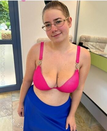 Full leaked Sina marie httner private onlyfans photo