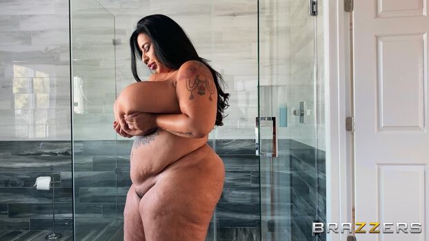 Full leaked Sofia rose page private onlyfans photo