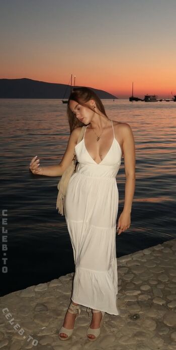 Full leaked Sophie scholz private onlyfans photo