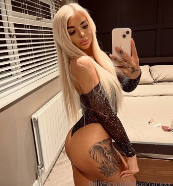 Full leaked Sophieuncensored page private onlyfans photo