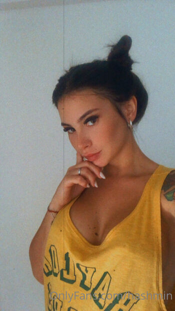 Full leaked Sweetashmiin private onlyfans photo