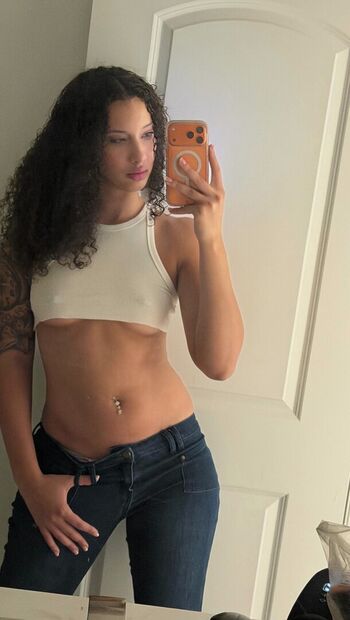 Full leaked Tamimi babyy private onlyfans photo