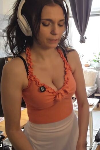 Tania Derveaux