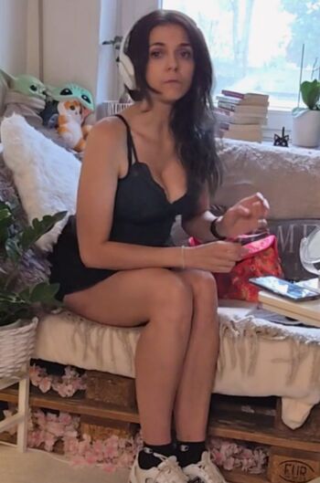 Full leaked Tania derveaux private onlyfans photo