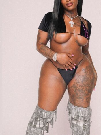 Full leaked Thickasstea private onlyfans photo