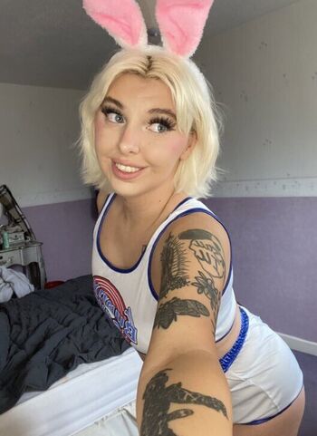 Full leaked Upmyallie private onlyfans photo