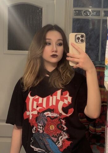 Full leaked Selina schwarz/ private onlyfans photo