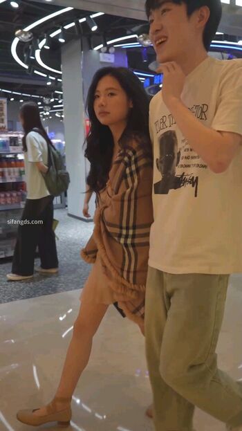 Voyeur Asian Pissing Toilet &Amp; Upskirts Only