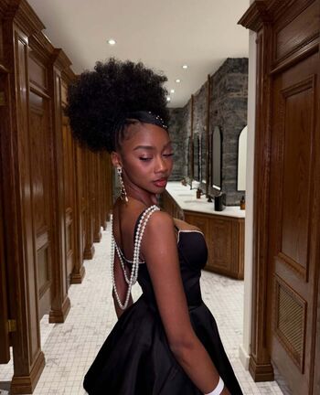 Full leaked Webeecca private onlyfans photo