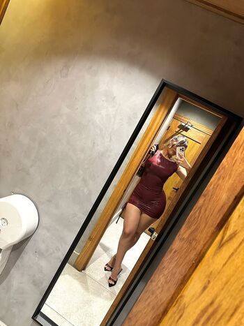 Full leaked Winiffer villar private onlyfans photo