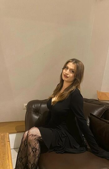 Full leaked Zhla private onlyfans photo