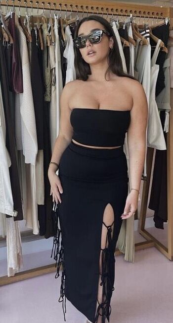 Full leaked Zoe kalotheos private onlyfans photo