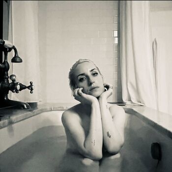 Full leaked Zoe lister jones private onlyfans photo