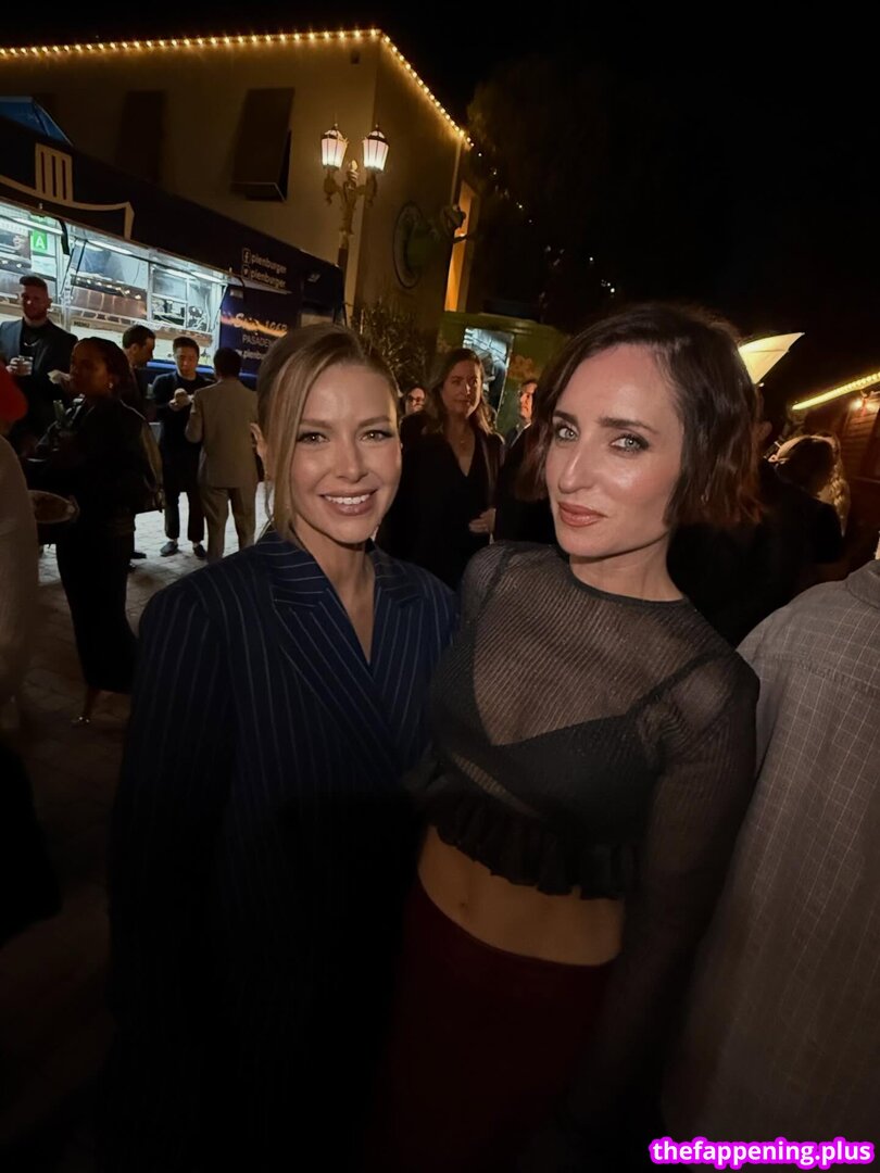 Zoe Lister Jones / https: / zoelisterjones Фото оголеного OnlyFans #45