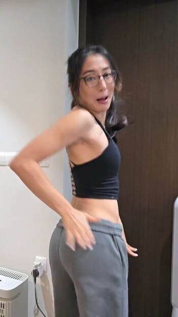 Full leaked Kim chaewon / private onlyfans photo